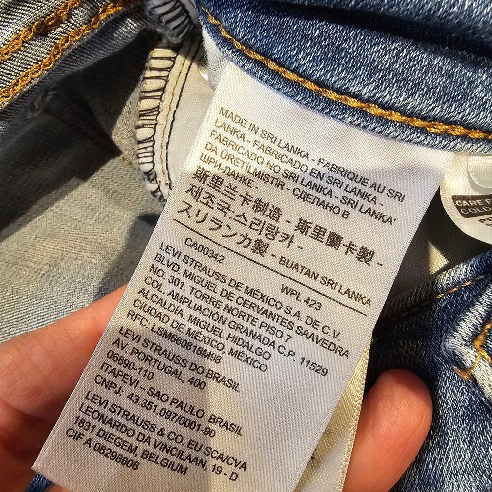 Levi’s 31x30 711 Skinny Jeans Dark Wash Clean Girl 90's Normcore Capsule NWT - Picture 8 of 9